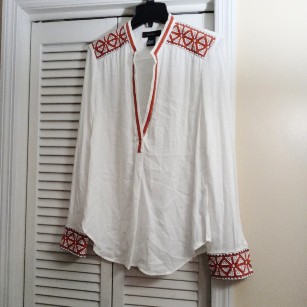 Karen Kane NWT Women's Blouse Sz XS Sail Away Emb Placket Blouse White Red Vneck